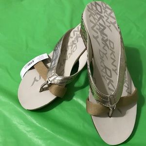 NWT DKNY Sandal